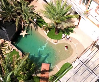 Replay Piscines de rêve - S1E3 - Une oasis à la maison