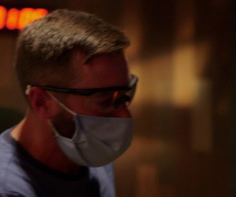 Replay Le meilleur forgeron - S8E38 - Les juges aux commandes Ben Abbot