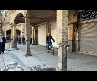 Replay Iran : les manifestations prennent de l'ampleur en région et dans la capitale, sit-in au Grand...