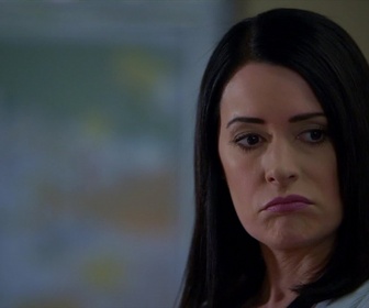 Replay Esprits criminels - S07 E15 - De rage et de haine