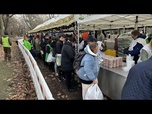 Replay Plus de 2500 repas chauds distribués le matin de Noël à Budapest