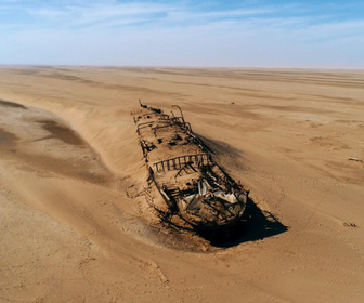 Replay Phénomènes vus de l'espace - S5E7 - Le mystère des épaves du désert