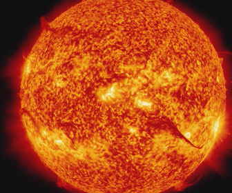 Replay Apocalypse : les 10 scénarios de la fin du monde - S1E7 - Eruption solaire