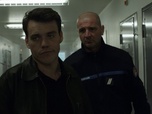 Replay Deux flics sur les Docks - S01 E07 - Une si jolie mort