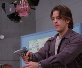 Replay Beverly Hills, 90210 - S07 E18 - Prise d'otages