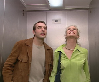 Replay Un gars, une fille - S2E45 - Dans l'ascenseur (2)