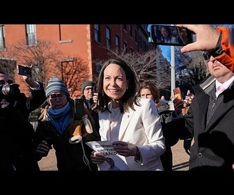 Replay La Vénézuélienne Machado remet son Nobel de la paix à Trump qui salue un geste magnifique
