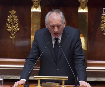 Replay Info éco - A l'Assemblée, François Bayrou presse pour l'adoption de budgets à l'équilibre