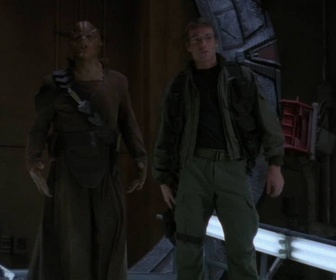 Replay Stargate SG-1 - S7 E7 - Les envahisseurs