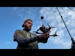Replay Des pilotes de drones ukrainiens s'affrontent dans des courses de vitesse