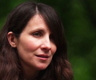 Replay Invitation au voyage - 27/01/2026 - À Bilbao, le roman d'une enfance volée