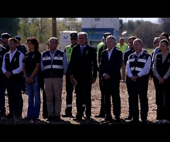 Replay Espagne : une minute de silence pour les victimes, le roi au chevet des blessés