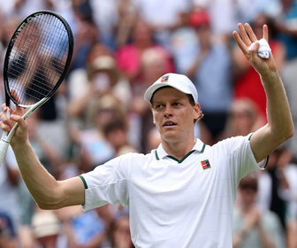 Replay Wimbledon : Jannik Sinner écarte sereinement Jan-Lennard Struff et rejoint les demi-finales