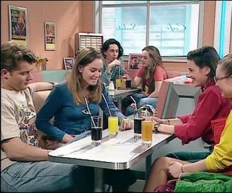 Replay Premiers baisers - S04 E11 - Le canon