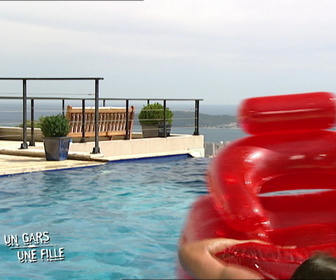 Replay Un gars, une fille - S4E10 - Chez Jeannette et Roger (3)
