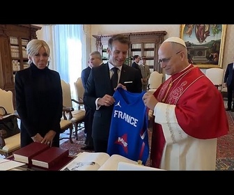 Replay La rencontre entre Emmanuel Macron et le pape Léon XIV en images