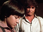 Replay La petite maison dans la prairie - S8 E22 - Il n'avait que 12 ans (1/2)