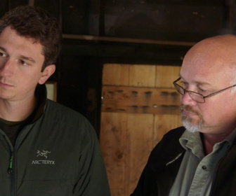 Replay Le mystère d'Oak Island : la course au trésor - S6E18 - Une mystérieuse formation rocheuse
