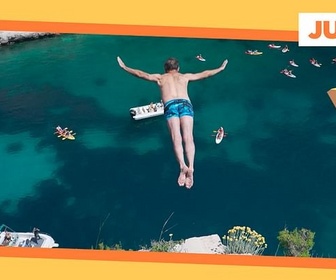 Replay Le plongeon de falaise, sport à haut risque - ARTE Journal Junior de jeudi