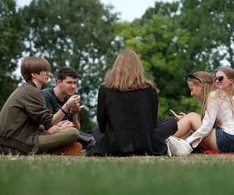Replay ARTE Journal - Les Pays-Bas veulent réduire le nombre d'étudiants étrangers