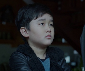 Replay La colline écarlate - S01 E03