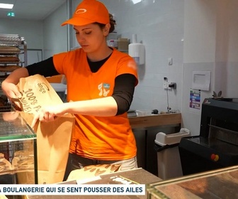 Replay Un jour, un doc - La boulangerie qui se sent pousser des ailes
