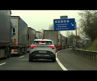 Replay Protestations d'agriculteurs français: l'Espagne ferme la frontière de Biriatou aux poids lourds