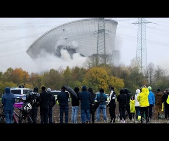 Replay Sortie du nucléaire : l'Allemagne détruit les tours de la centrale de Gundremmingen