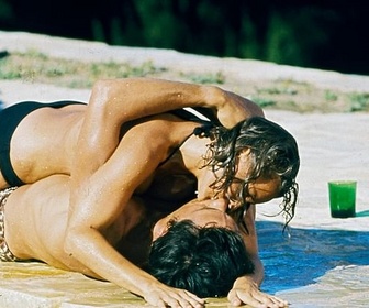 Replay La piscine