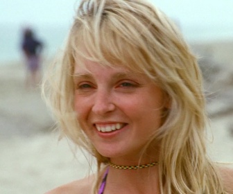 Replay Beverly Hills, 90210 - S01 E02 - Le surf