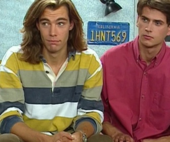 Replay Hélène et les garçons - S06 E02 - Comme avant