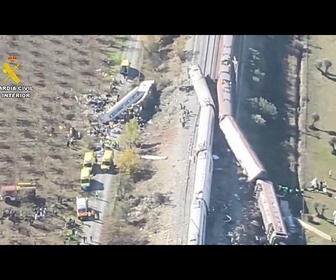 Replay Premières images aériennes de la collision mortelle de trains à Tolède