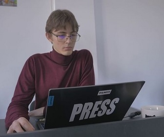 Replay ARTE Journal - Ukraine : les médias indépendants sous pression