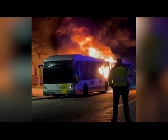 Replay Un bus en feu oblige les supporters du Barça à évacuer avant un match de Ligue des champions