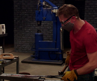 Replay Le meilleur forgeron - S8E2 - L'épée légendaire de Saladin