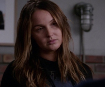 Replay Grey's anatomy - S15 E20 - Si loin de ses proches