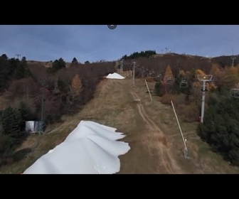 Replay Station de ski française commence tôt l'enneigement artificiel avant l'hiver