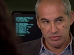 Replay Enquêtes réservées - S02 E01 - Les morts n'ont pas d'empreintes