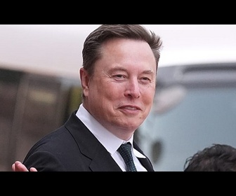 Replay X, le réseau d'Elon Musk, lance un service bancaire pour devenir une app tout-en-un
