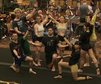 Replay ARTE Journal - Cirque : avec Louder, le son rencontre le corps