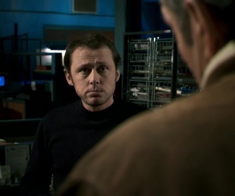 Replay Central nuit - S05 E06 - Embrouille