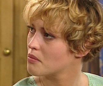 Replay Hélène et les garçons - S04 E16 - Tentatives