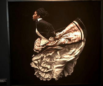 Replay À l'Affiche ! - L'Afrique à l'honneur aux 57e Rencontres de la photographie d'Arles