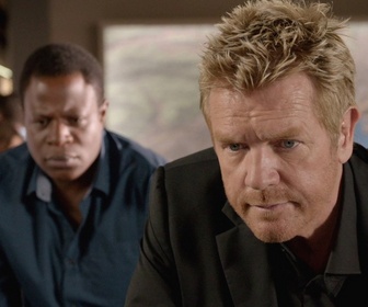 Replay Section de recherches - S09 E10 - La règle du jeu