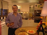 Replay Un gars, une fille - S4E74 - Messes basses en cuisine (2)