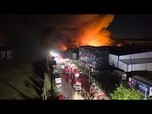 Replay Explosions en chaîne et incendie dans une zone industrielle de la banlieue de Buenos Aires