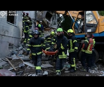 Replay En images, les efforts de sauvetage à Kyiv après des frappes meurtrières russes