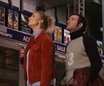 Replay Un gars, une fille - S5E63 - Sortie de cinéma