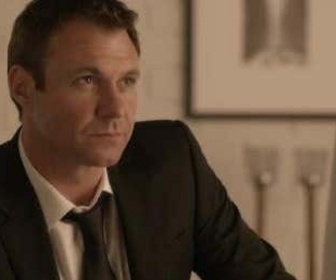 Replay Le Transporteur - la série - S1 E8 - Contrefaçon