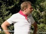Replay Tous fous de concours insolites - Championnat de France d'Air Guitar / Course de caisses à savon / Championnat du monde de lancer d'espadrilles